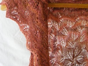 Thin cardigan using brown yarn
